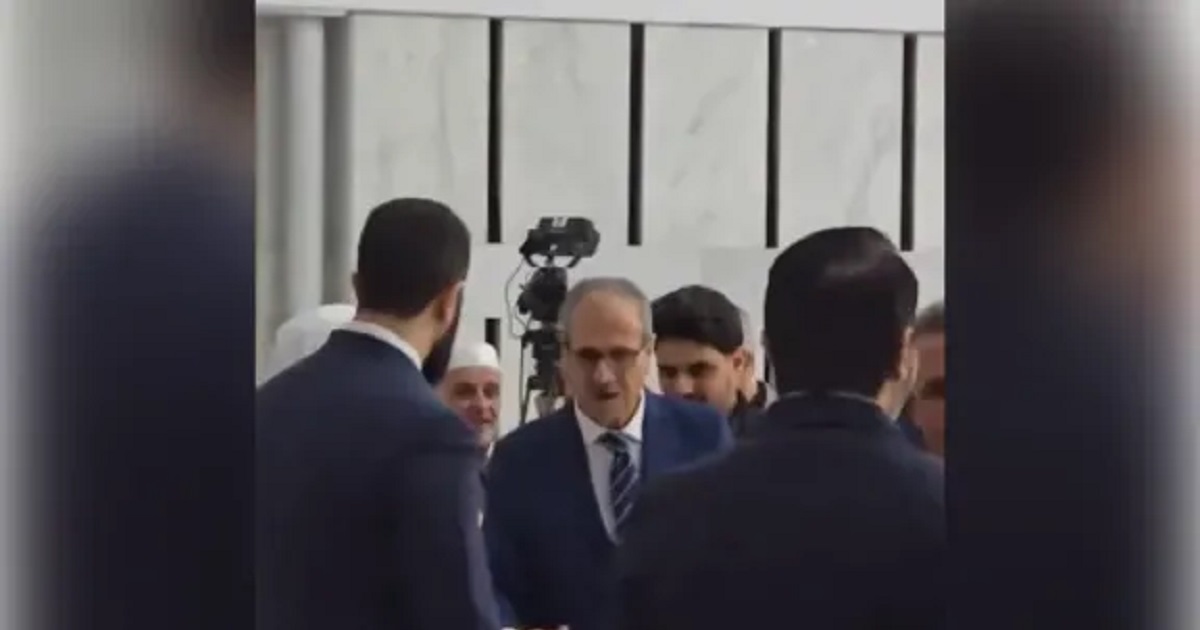 تعرف على والد الرئيس السوري احمد الشرع